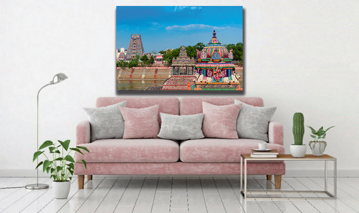 Colourful Gopura Hindu Kapaleeshwarar Temple, Chennai, Tamil Nadu,