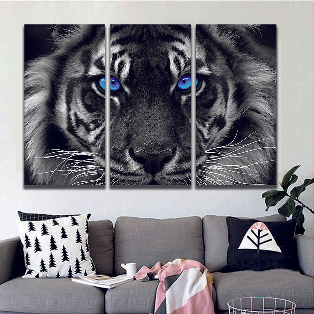 Lion Close Up Blue Eyes Canvas